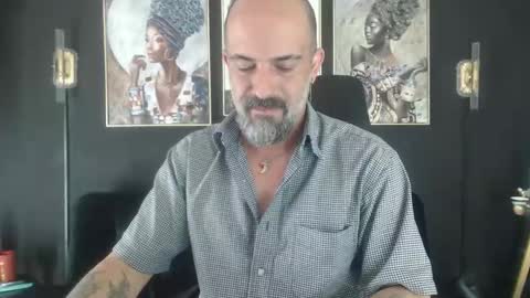 Alex Saints online show from 12, 2, 2026