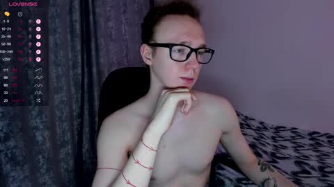 Snapshot of alex_silent chatting on 1, 3, 2025 alex_silent online show from 1, 3, 2025