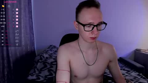 Snapshot of alex_silent chatting on 11, 3, 2025 alex_silent online show from 11, 3, 2025