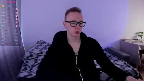 Snapshot of alex_silent chatting on 12, 3, 2025 alex_silent online show from 12, 3, 2025