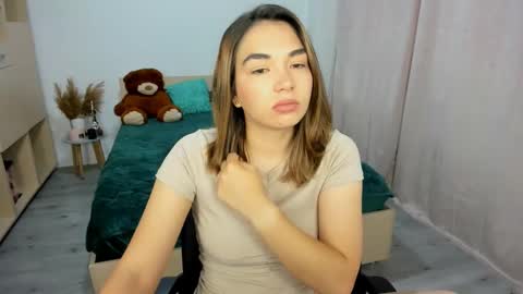 Snapshot of alexa_dolly chatting on 19, 9, 2025 Alexa online show from 19, 9, 2025