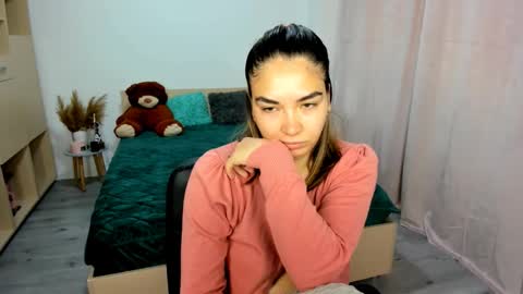 Snapshot of alexa_dolly chatting on 2, 10, 2025 Alexa online show from 2, 10, 2025