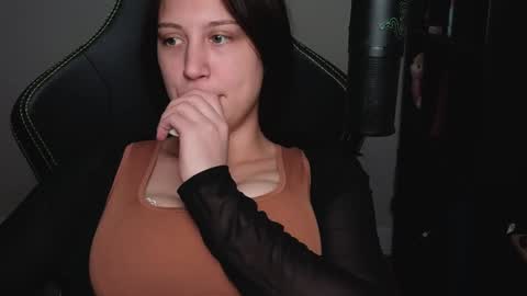 dont be afraid to click social media link its  working  just click on that  online show from 12, 12, 2024