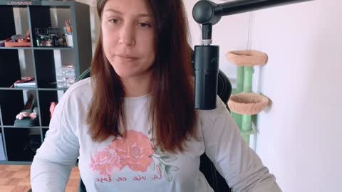 dont be afraid to click social media link its  working  just click on that  online show from 16, 9, 2025