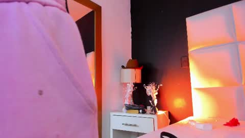 Snapshot of alexa_fox669 chatting on 7, 7, 2026 Alexa online show from 7, 7, 2026