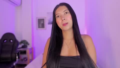 Alexa Millers online show from 24, 2, 2025