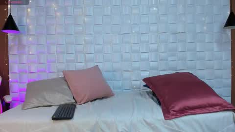 alexadamac online show from 28, 2, 2026