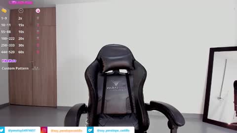 Alexandra Castillo online show from 6, 12, 2024