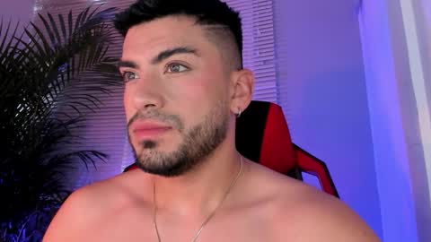 Snapshot of alexander_diiaz chatting on 25, 9, 2025 Alexander Diaz online show from 25, 9, 2025