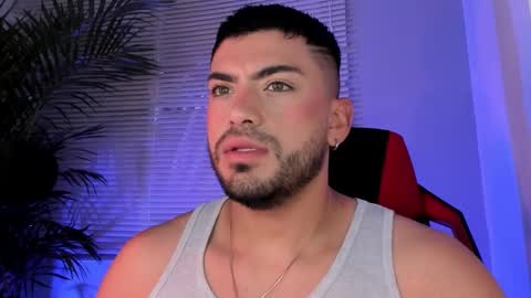 Snapshot of alexander_diiaz chatting on 1, 10, 2025 Alexander Diaz online show from 1, 10, 2025