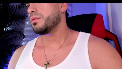 Snapshot of alexander_diiaz chatting on 15, 10, 2025 Alexander Diaz online show from 15, 10, 2025