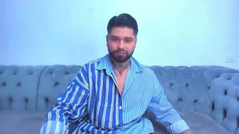 Snapshot of alexandermoris chatting on 18, 12, 2025 alexandermoris online show from 18, 12, 2025