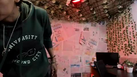 Snapshot of alexandluke1 chatting on 21, 7, 2026 chicos hot online show from 21, 7, 2026