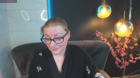Snapshot of alexandra_kind chatting on 20, 12, 2024 Alexandra online show from 20, 12, 2024