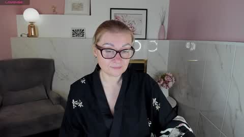 Snapshot of alexandra_kind chatting on 26, 12, 2024 Alexandra online show from 26, 12, 2024