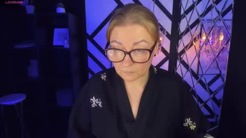 Snapshot of alexandra_kind chatting on 15, 2, 2025 Alexandra online show from 15, 2, 2025