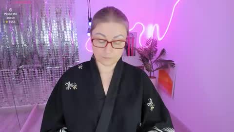 Snapshot of alexandra_kind chatting on 13, 3, 2026 Alexandra online show from 13, 3, 2026