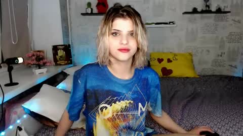 AlexandraErmes online show from 10, 7, 2026