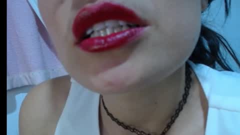 alexandrasaen online show from 12, 11, 2025