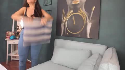 AlexaNikole online show from 19, 5, 2026
