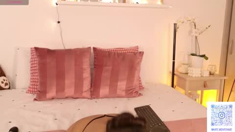 Snapshot of alexaporter chatting on 15, 10, 2025 Alexa online show from 15, 10, 2025