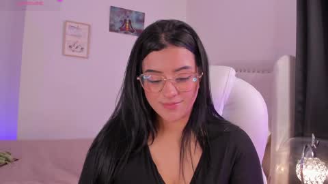 lexandra  online show from 21, 1, 2025