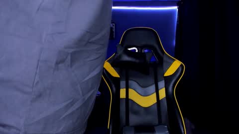 alexgiraldo__ online show from 15, 9, 2025