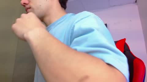 alexgiraldo__ online show from 8, 5, 2026
