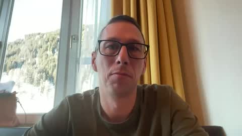 Snapshot of alexhunter4u chatting on 27, 12, 2024 alexhunter4u online show from 27, 12, 2024