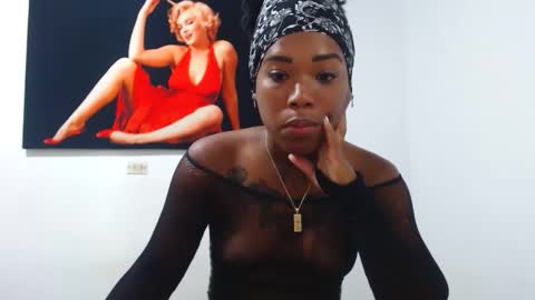 Snapshot of alexia_sinclaire24 chatting on 1, 10, 2025 alexia_sinclaire24 online show from 1, 10, 2025