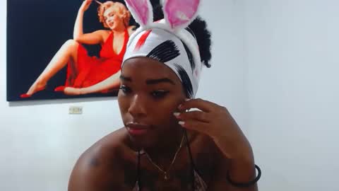 Snapshot of alexia_sinclaire24 chatting on 1, 11, 2025 alexia_sinclaire24 online show from 1, 11, 2025