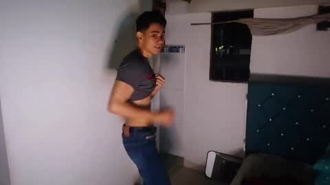 Alexis online show from 1, 1, 2025