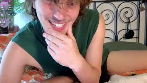 Snapshot of alexrhodesxxx chatting on 15, 5, 2026 Alex online show from 15, 5, 2026