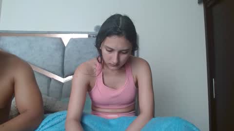 alex y luisa online show from 19, 12, 2025