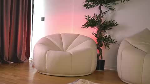 Snapshot of alexxiskye chatting on 2, 7, 2026 alexxiskye online show from 2, 7, 2026