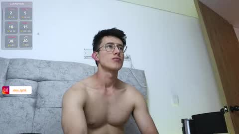 Alex online show from 1, 10, 2025