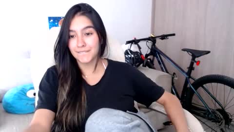 alexyferrer1 online show from 9, 6, 2026
