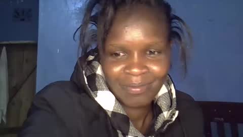 Snapshot of alic_crazy chatting on 2, 11, 2025 alic_crazy online show from 2, 11, 2025