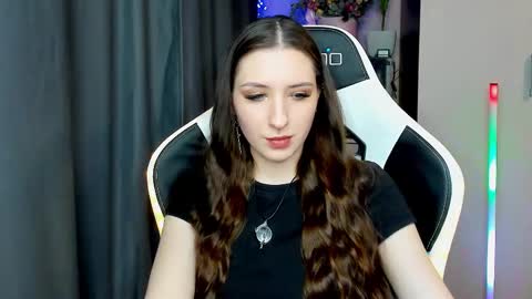 Snapshot of alice_bailey chatting on 26, 9, 2025 Alice online show from 26, 9, 2025