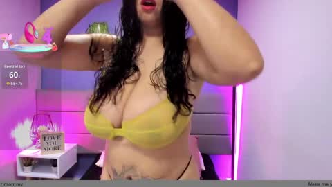 alice_brookss_ online show from 28, 3, 2026