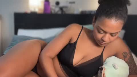 Snapshot of alice_erotica chatting on 21, 10, 2025 alice erotica online show from 21, 10, 2025