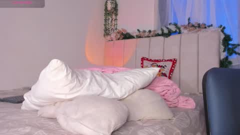 ALICE    Alice guzman online show from 16, 12, 2025