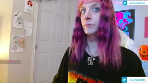 Alice Hatchette online show from 13, 5, 2026