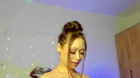 Snapshot of alice_hotlikefire chatting on 24, 9, 2025 Hot Like Fire online show from 24, 9, 2025