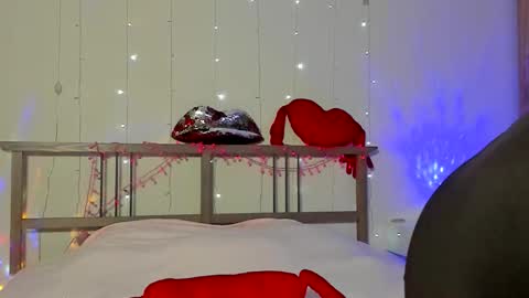 Snapshot of alice_hotlikefire chatting on 22, 11, 2025 Hot Like Fire online show from 22, 11, 2025