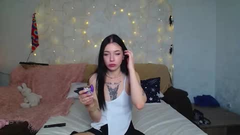 alice_love_fuck02 online show from 11, 10, 2025