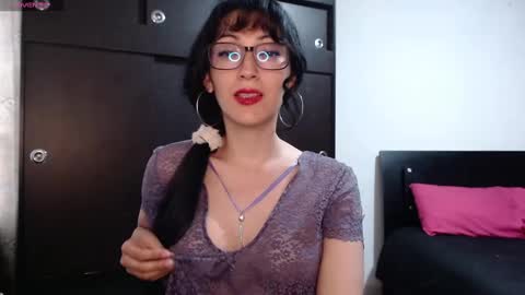 alice mossa online show from 2, 1, 2025