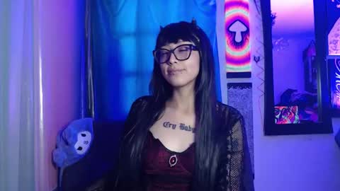      online show from 28, 9, 2025