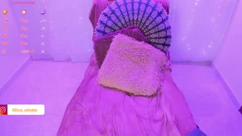 Alice  online show from 30, 12, 2024