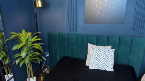 Alice and Asia online show from 30, 10, 2025